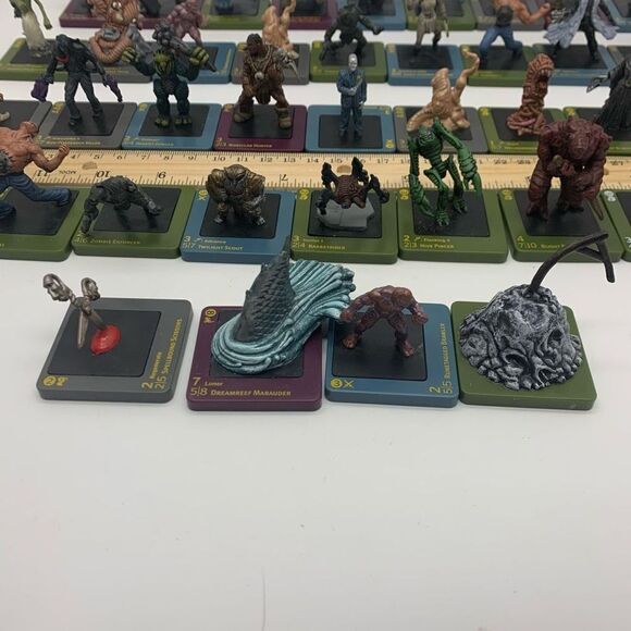 Dreamblade Miniatures Lot of (40) Figures, Wizards 2006 - Picture 2 of 10